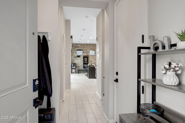 226 E Markwood Drive, Chandler, AZ 85286