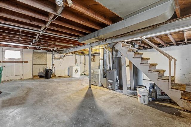 2208 W 48 Street, Westwood, KS 66205