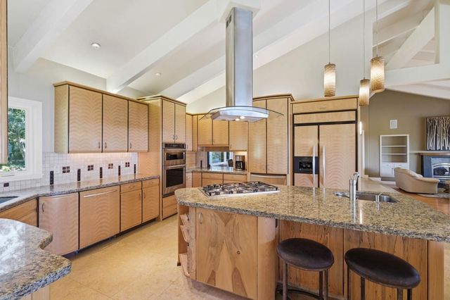 350 Corralitos Ridge Road, Watsonville, CA 95076