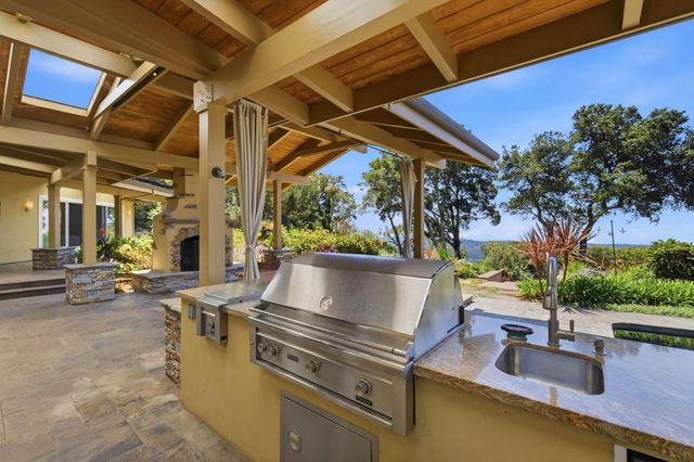350 Corralitos Ridge Road, Watsonville, CA 95076
