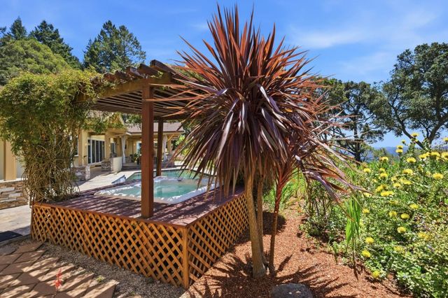 350 Corralitos Ridge Road, Watsonville, CA 95076
