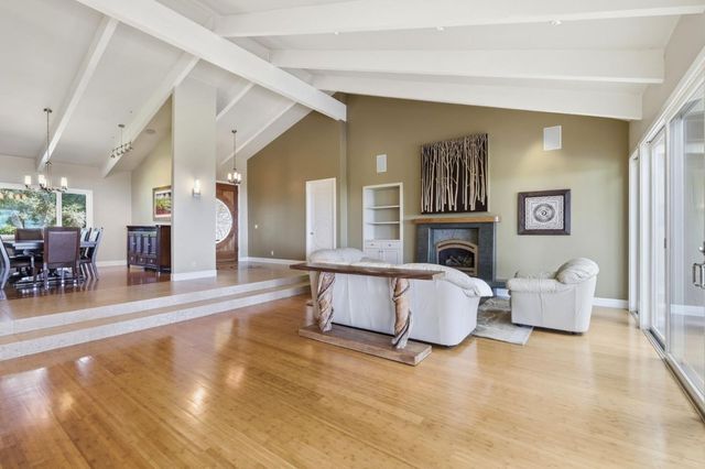 350 Corralitos Ridge Road, Watsonville, CA 95076