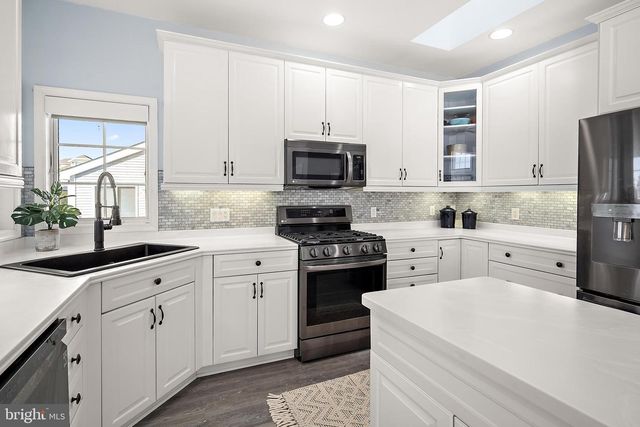 8 LESLIE MEWS, Berlin, MD 21811