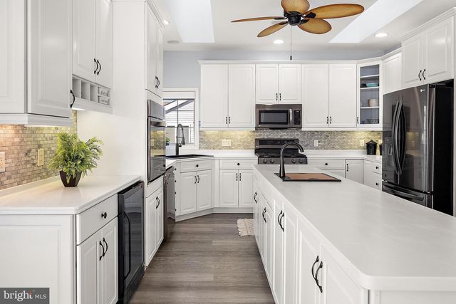 8 LESLIE MEWS, Berlin, MD 21811