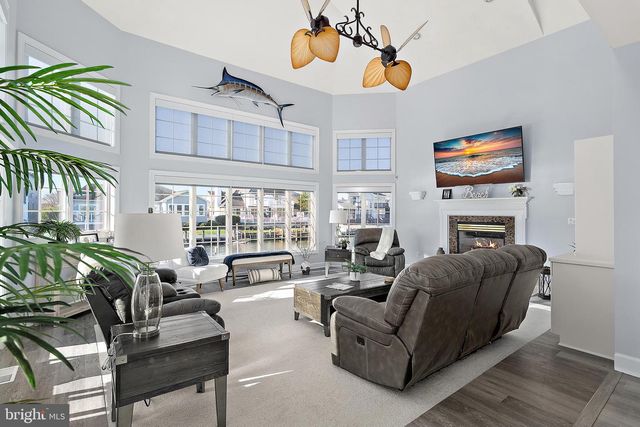 8 LESLIE MEWS, Berlin, MD 21811