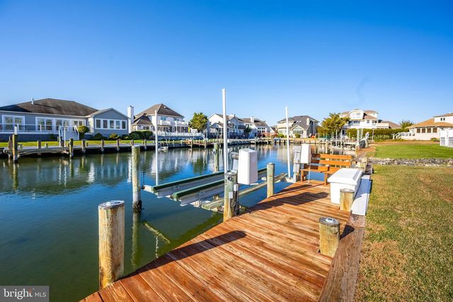 8 LESLIE MEWS, Berlin, MD 21811