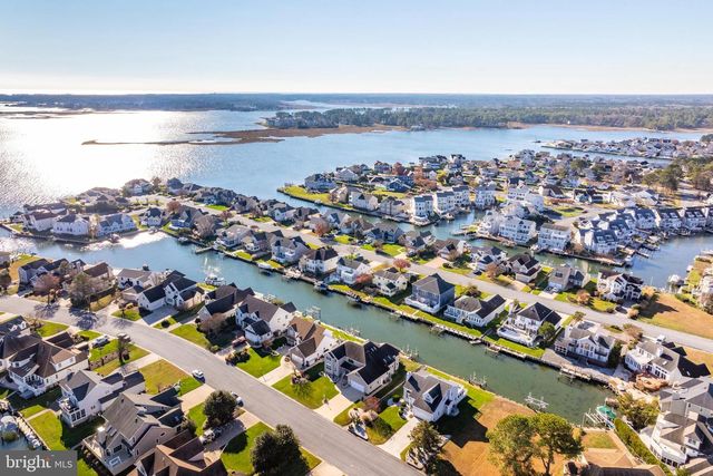 8 LESLIE MEWS, Berlin, MD 21811