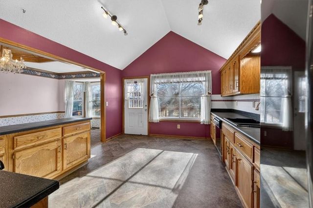 205 W Laredo Trail, Raymore, MO 64083