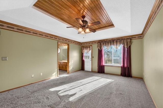 205 W Laredo Trail, Raymore, MO 64083