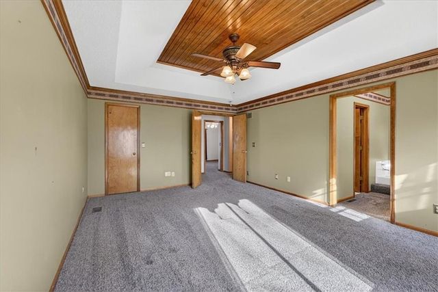 205 W Laredo Trail, Raymore, MO 64083