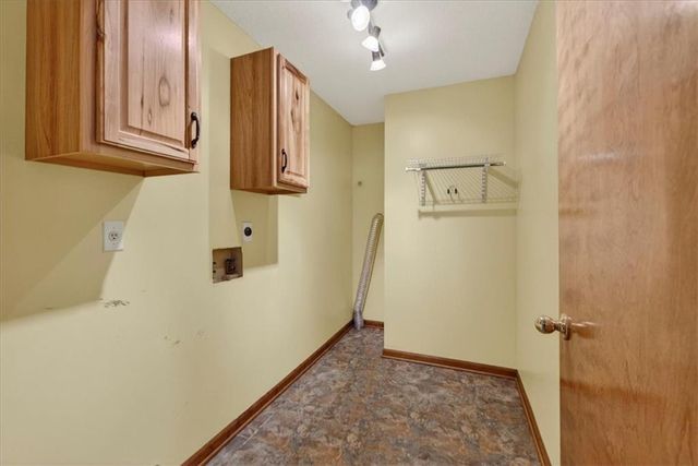 205 W Laredo Trail, Raymore, MO 64083