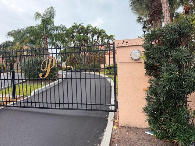 1630 ROYAL PALM DRIVE S A, St Petersburg, FL 33707