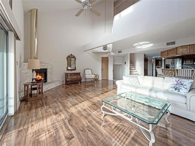 1630 ROYAL PALM DRIVE S A, St Petersburg, FL 33707