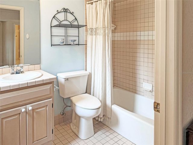 1630 ROYAL PALM DRIVE S A, St Petersburg, FL 33707