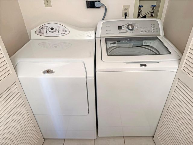 1630 ROYAL PALM DRIVE S A, St Petersburg, FL 33707