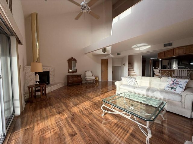 1630 ROYAL PALM DRIVE S A, St Petersburg, FL 33707