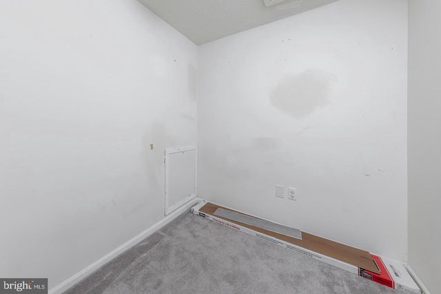 2307 GREENWOOD DR, Lindenwold, NJ 08021