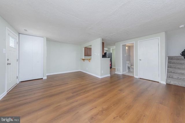 2307 GREENWOOD DR, Lindenwold, NJ 08021