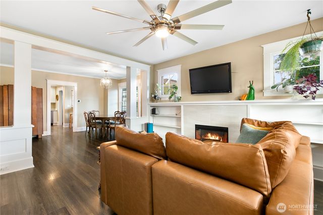 1713 S 11th Street, Tacoma, WA 98405