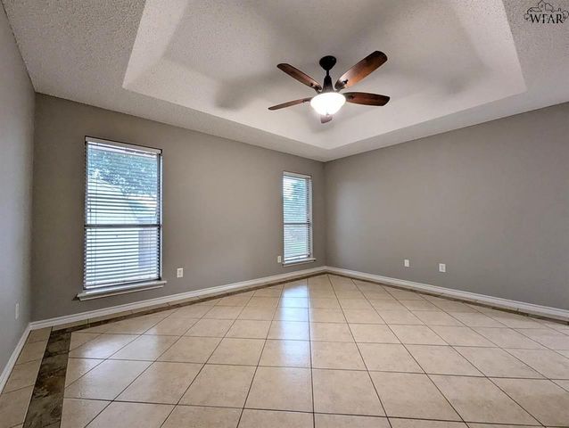 5509 LONG LEAF DRIVE, Wichita Falls, TX 76310