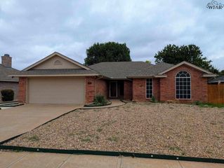 5509 LONG LEAF DRIVE, Wichita Falls, TX 76310