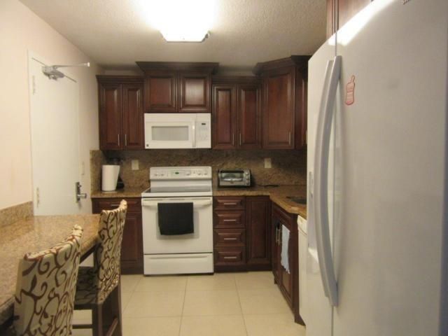 10777 W Sample Rd 418, Coral Springs, FL 33065