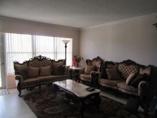 10777 W Sample Rd 418, Coral Springs, FL 33065