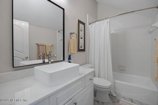 1943 ROSE MALLOW Lane, Fleming Island, FL 32003