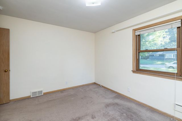 7609 Thomas Avenue S, Richfield, MN 55423