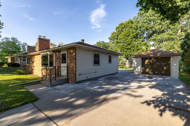 7609 Thomas Avenue S, Richfield, MN 55423