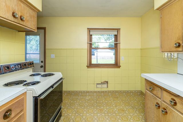 7609 Thomas Avenue S, Richfield, MN 55423