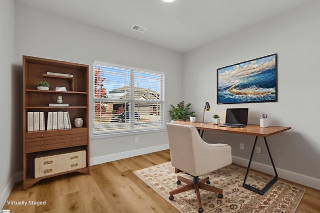 624 Lombard Drive, Boiling Springs, SC 29316