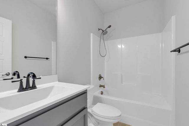 624 Lombard Drive, Boiling Springs, SC 29316