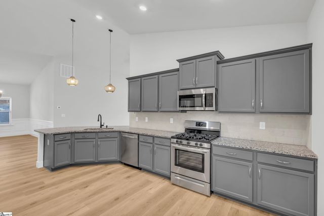 624 Lombard Drive, Boiling Springs, SC 29316