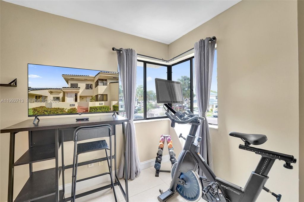 Image 26 of property listing at 8119 NW 17th Mnr 8119, Plantation, FL 33322