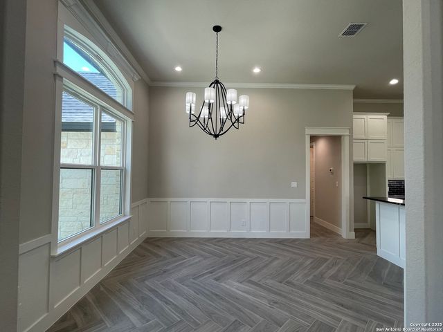 399 Bauer Lane, Castroville, TX 78009
