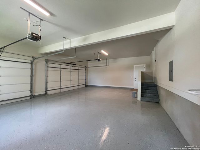 399 Bauer Lane, Castroville, TX 78009