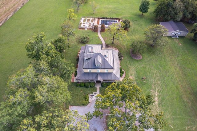 14431 Wyatts Way, Huddleston, VA 24104