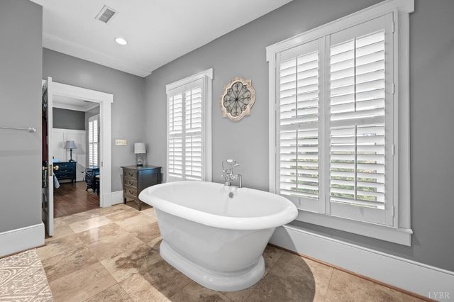 14431 Wyatts Way, Huddleston, VA 24104