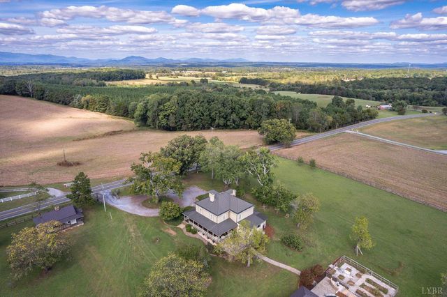 14431 Wyatts Way, Huddleston, VA 24104