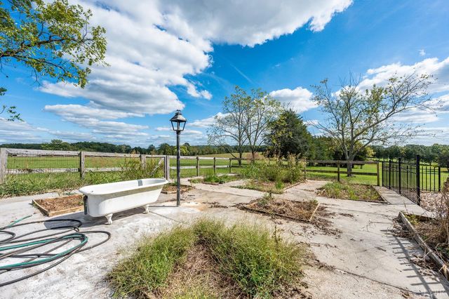 14431 Wyatts Way, Huddleston, VA 24104