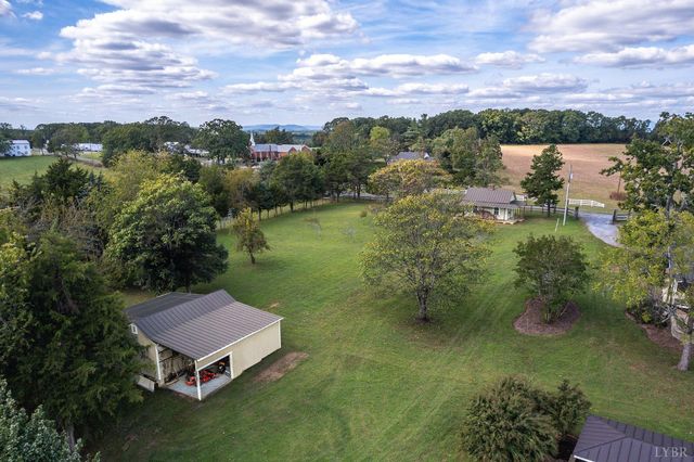14431 Wyatts Way, Huddleston, VA 24104