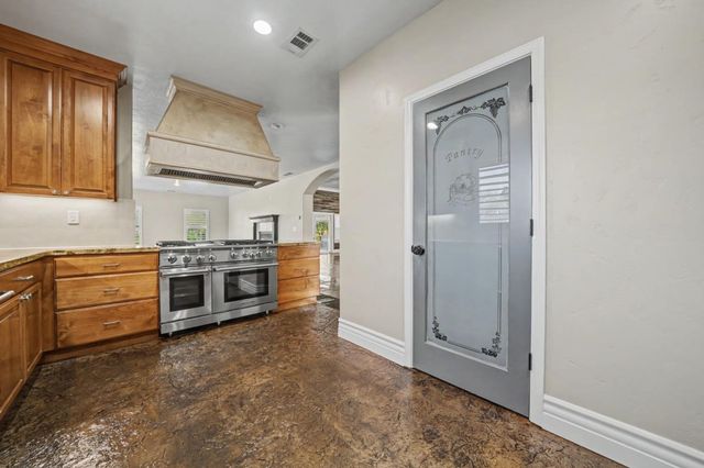 3500 Priscilla Ct, Valley Springs, CA 95252