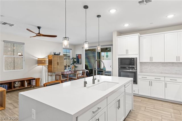 3500 Brezine Avenue, Henderson, NV 89044