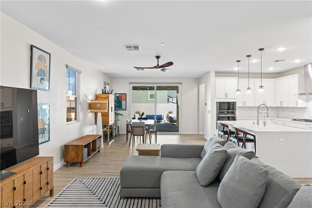 3500 Brezine Avenue, Henderson, NV 89044