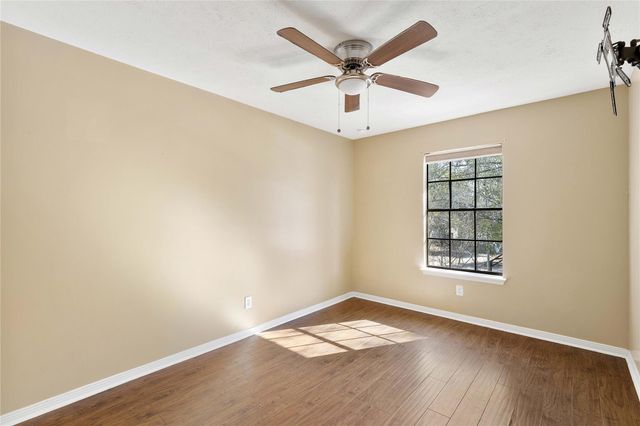 8427 Pines Place Drive, Humble, TX 77346