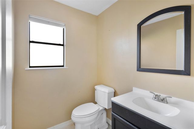 8427 Pines Place Drive, Humble, TX 77346