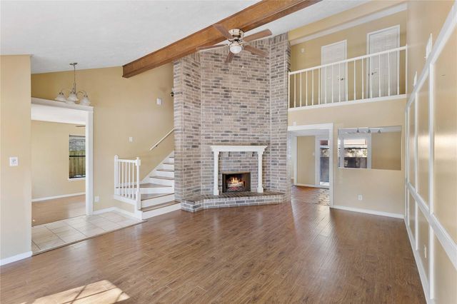 8427 Pines Place Drive, Humble, TX 77346