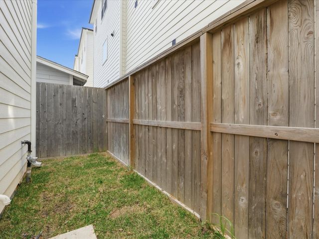 412 N Stiles, Houston, TX 77011