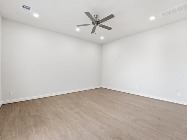 412 N Stiles, Houston, TX 77011